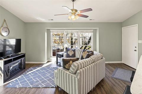 1329 Crossings Ct #D, Ballwin, MO 63021 photo 7