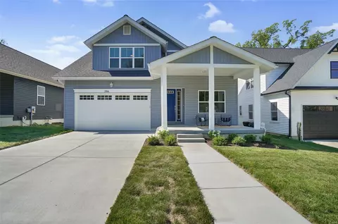 206 W Rose Hill Ave, Saint Louis, MO 63122