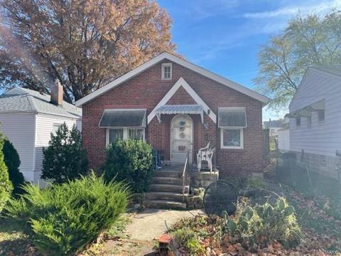 1208 Dammert Ave, Saint Louis, MO 63125