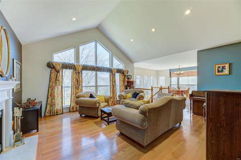 428 Saint Gemma Dr, O'fallon, MO 63366 photo 4