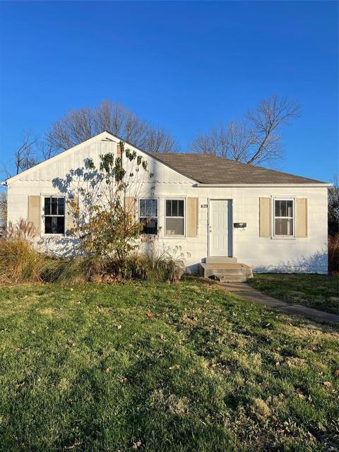 3762 Midview Ave, Bridgeton, MO 63044 photo 1