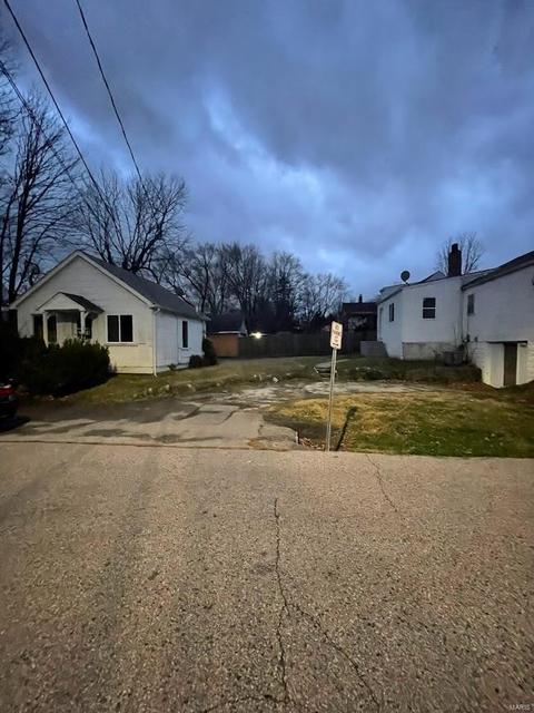 3762 Midview Ave, Bridgeton, MO 63044 photo 13