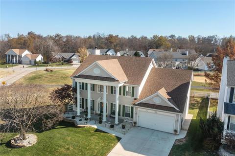 1026 Pebble Beach Dr, O'fallon, MO 63366 photo 2