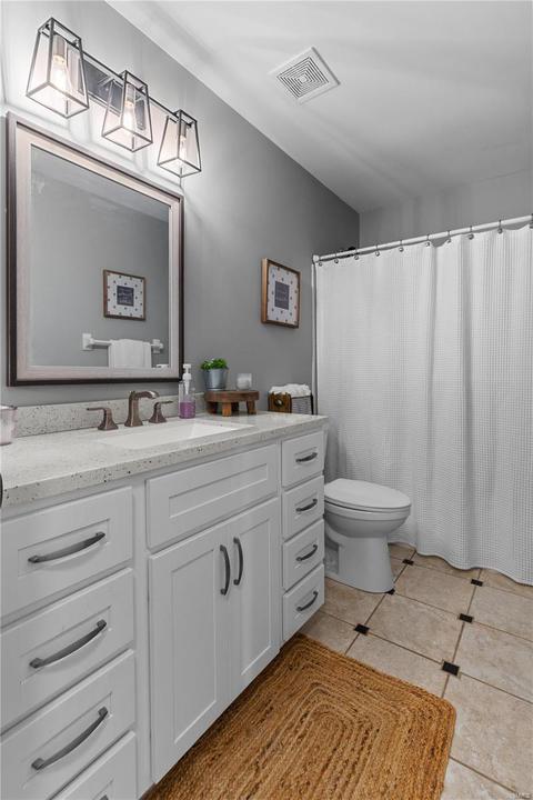 978 Midpoint Dr, O'fallon, MO 63366 photo 35