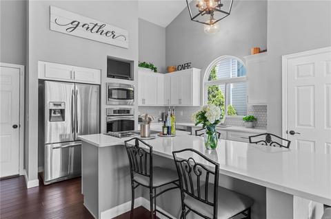978 Midpoint Dr, O'fallon, MO 63366 photo 9
