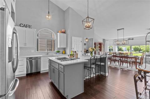 978 Midpoint Dr, O'fallon, MO 63366 photo 8