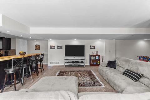 978 Midpoint Dr, O'fallon, MO 63366 photo 18