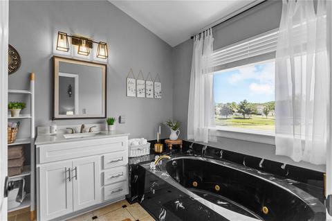 978 Midpoint Dr, O'fallon, MO 63366 photo 33