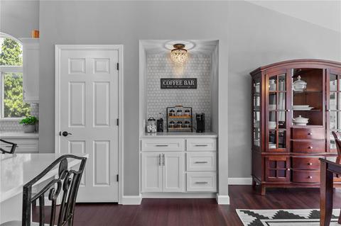 978 Midpoint Dr, O'fallon, MO 63366 photo 10