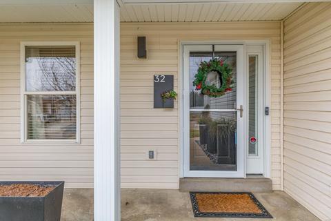 32 Eagle Spur Ct, Saint Charles, MO 63303 photo 7