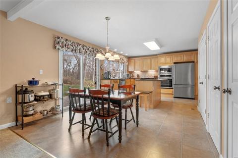 607 Imperial Ct, O'fallon, MO 63366 photo 9