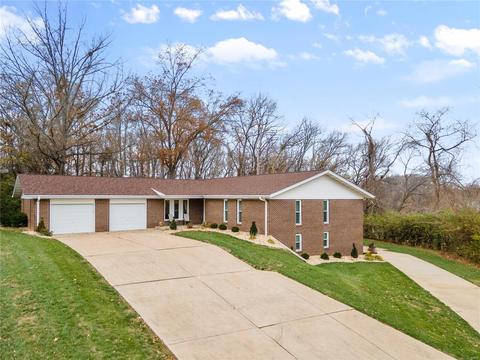 607 Imperial Ct, O'fallon, MO 63366 photo 2