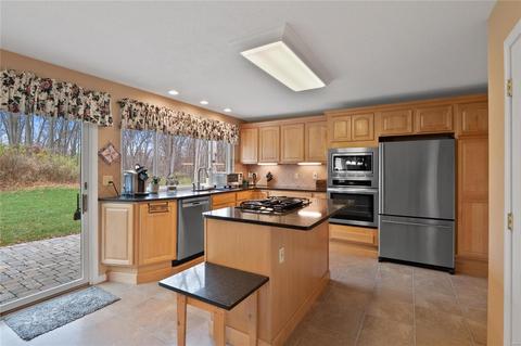 607 Imperial Ct, O'fallon, MO 63366 photo 5