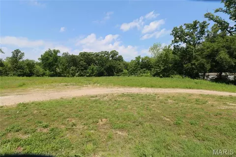 1019 E Springfield Rd, Sullivan, MO 63080 photo 5