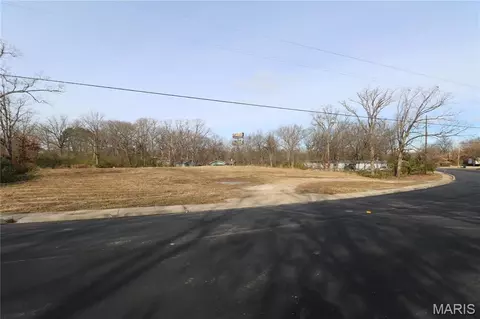 1019 E Springfield Rd, Sullivan, MO 63080 photo 8