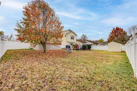 885 Whispering Windsong Dr, O'fallon, MO 63366 photo 18