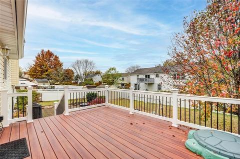 885 Whispering Windsong Dr, O'fallon, MO 63366 photo 15