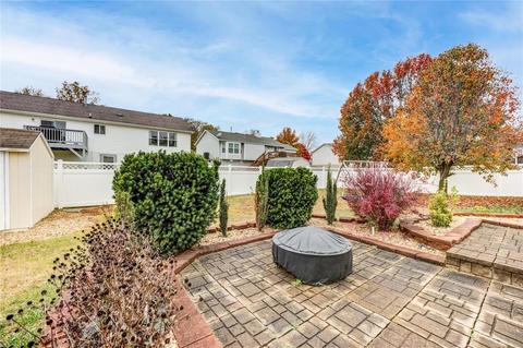 885 Whispering Windsong Dr, O'fallon, MO 63366 photo 17