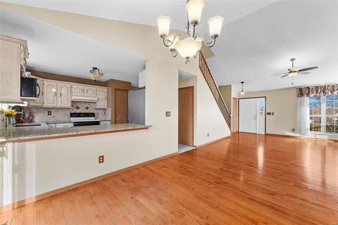 302 Bristol Pl, O'fallon, MO 63366 photo 7