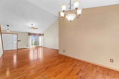 302 Bristol Pl, O'fallon, MO 63366 photo 8