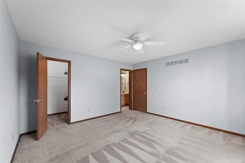 302 Bristol Pl, O'fallon, MO 63366 photo 16