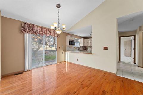 302 Bristol Pl, O'fallon, MO 63366 photo 6