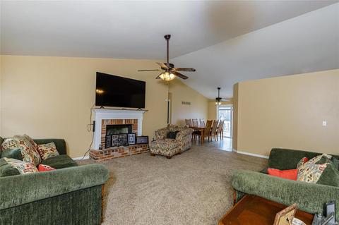 1413 Quiver Dr, O'fallon, MO 63366 photo 3