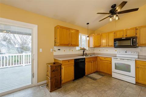 1413 Quiver Dr, O'fallon, MO 63366 photo 5