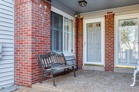 1744 Highview Circle Ct, Ballwin, MO 63021 photo 3