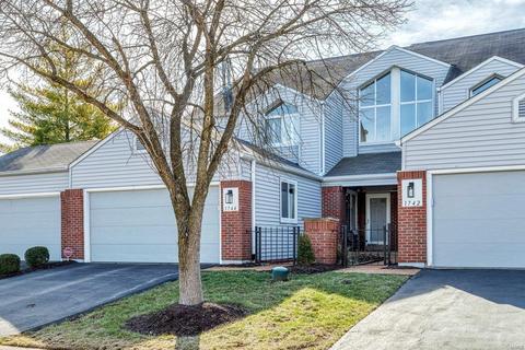 1744 Highview Circle Ct, Ballwin, MO 63021 photo 2