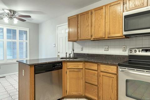 1744 Highview Circle Ct, Ballwin, MO 63021 photo 14