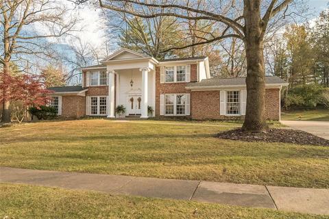 14120 Forestvale Dr, Chesterfield, MO 63017
