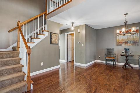 7 Hemingway Ct, Weldon Spring, MO 63304 photo 4