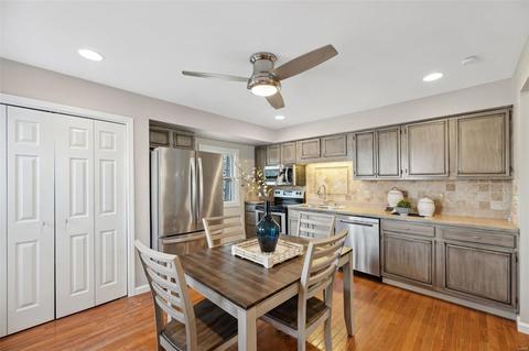 260 Village Meadow Dr, Ballwin, MO 63021 photo 8