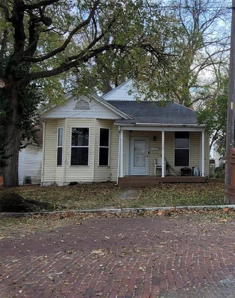 1225 E 6th St, Alton, IL 62002 photo 1