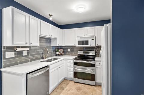 838 Brookmead Dr, O'fallon, MO 63366 photo 8