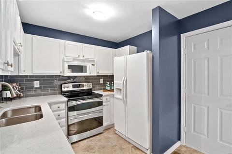838 Brookmead Dr, O'fallon, MO 63366 photo 9