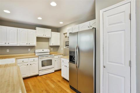 511 Forest Run Dr, Eureka, MO 63025 photo 4