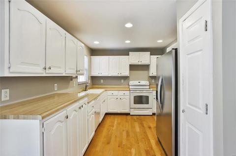 511 Forest Run Dr, Eureka, MO 63025 photo 5