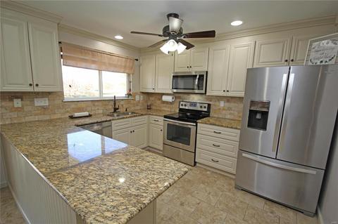 8 Princess Grace Ct, O'fallon, MO 63366 photo 10