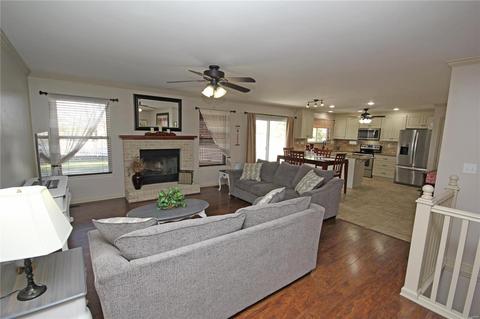 8 Princess Grace Ct, O'fallon, MO 63366 photo 4
