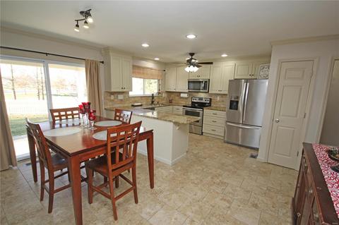 8 Princess Grace Ct, O'fallon, MO 63366 photo 8