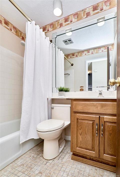810 Country Heights Ct, Manchester, MO 63021 photo 9
