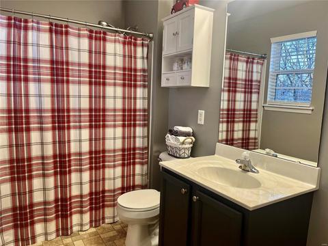 154 Roxbury Dr, O'fallon, MO 63366 photo 17