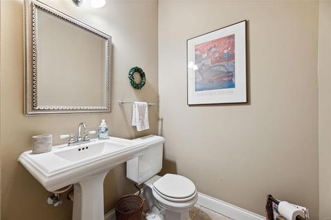 645 Charleston Oaks Dr, Ballwin, MO 63021 photo 11