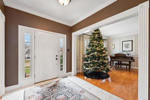645 Charleston Oaks Dr, Ballwin, MO 63021 photo 3