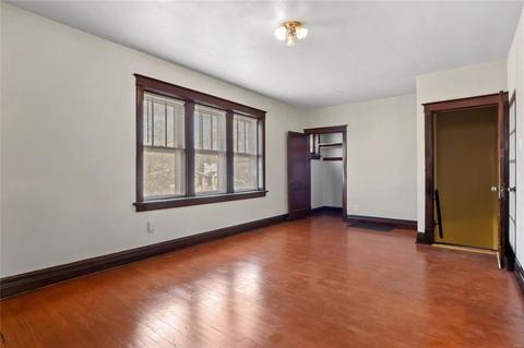 3666 Alberta St, Saint Louis, MO 63116 photo 17