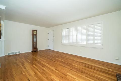 310 Providence Rd, Ballwin, MO 63011 photo 6