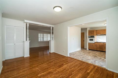 310 Providence Rd, Ballwin, MO 63011 photo 8