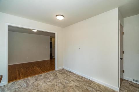 310 Providence Rd, Ballwin, MO 63011 photo 11